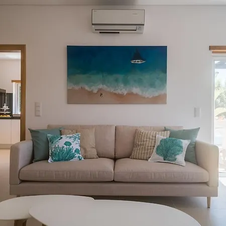 Summer By Cool Villas *